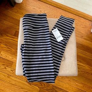 NWT Women’s Hard Tail leggings size small
